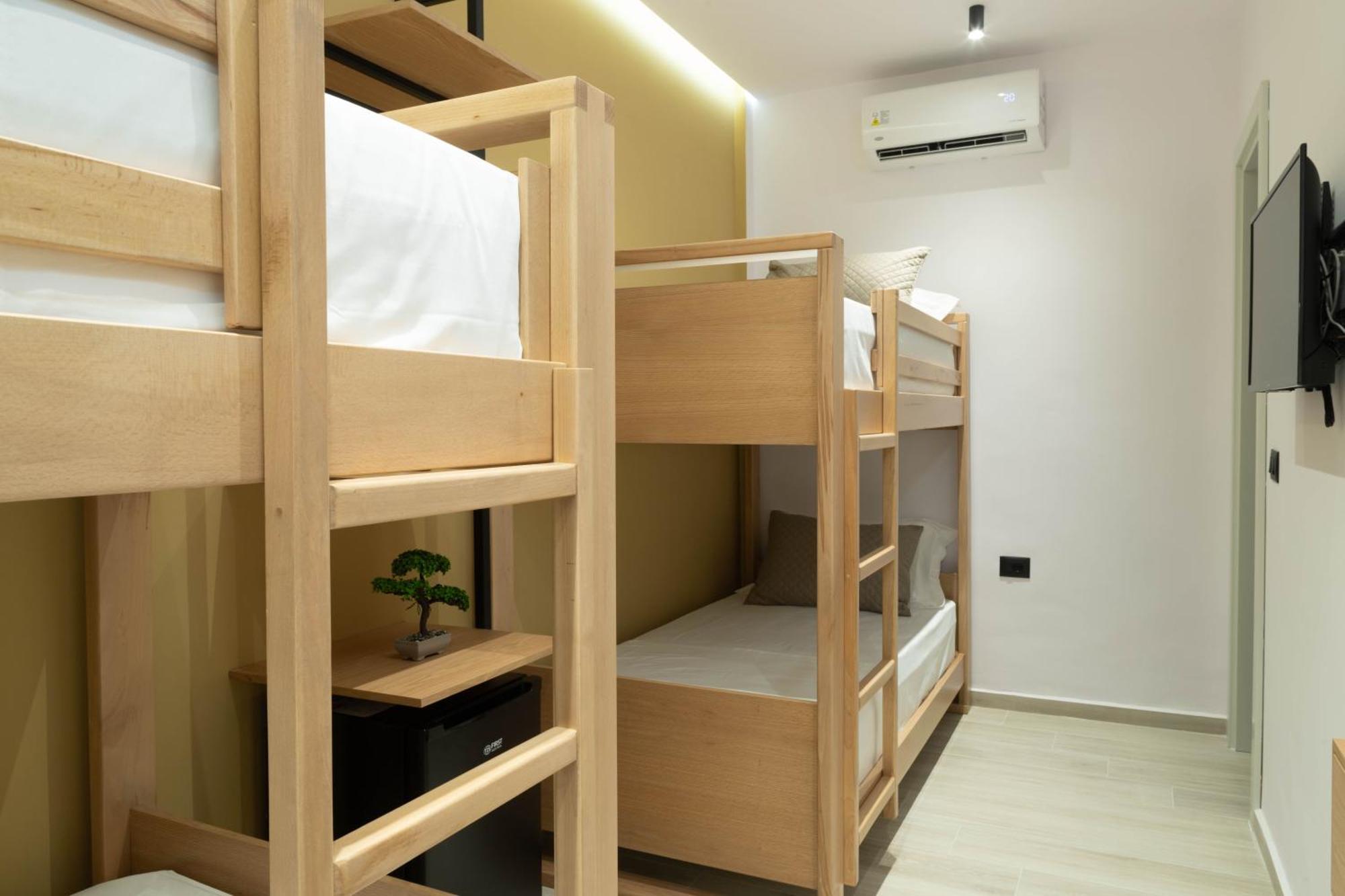 Amau Beach Rooms Драч Екстериор снимка