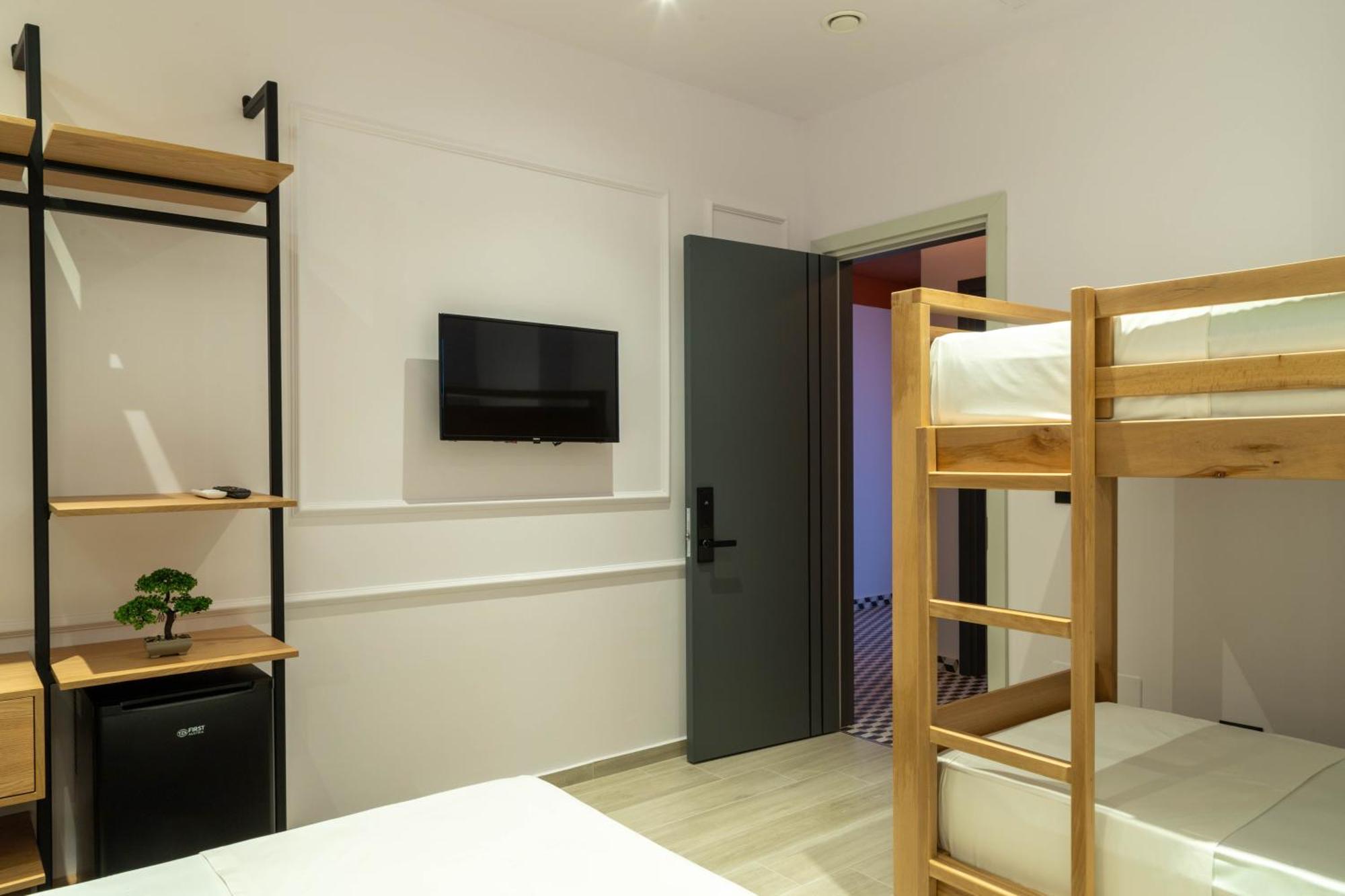 Amau Beach Rooms Драч Екстериор снимка